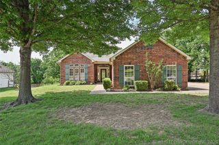 128 New Haven Street, Catoosa, OK 74015
