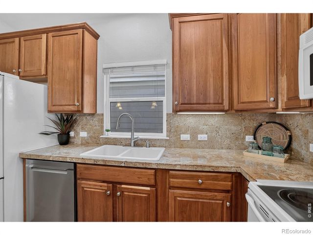 1636 Metropolitan Drive, Longmont, CO 80504