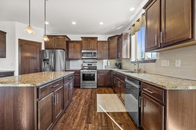 W222S3988 Timm DRIVE, Waukesha, WI 53189