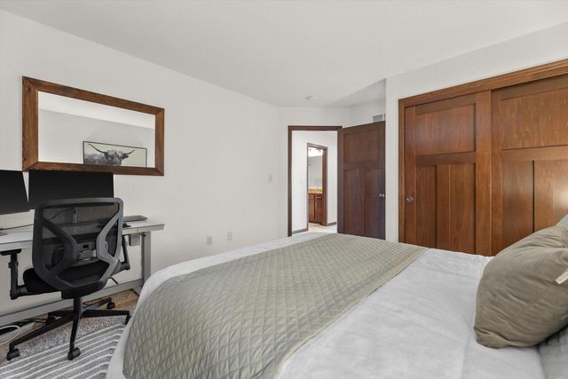 W222S3988 Timm DRIVE, Waukesha, WI 53189