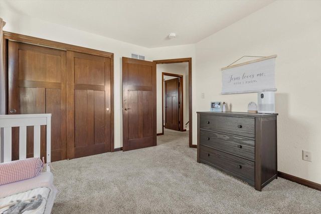 W222S3988 Timm DRIVE, Waukesha, WI 53189