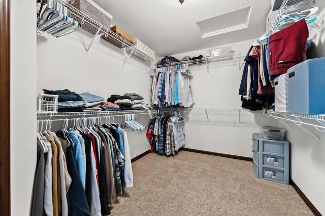 W222S3988 Timm DRIVE, Waukesha, WI 53189