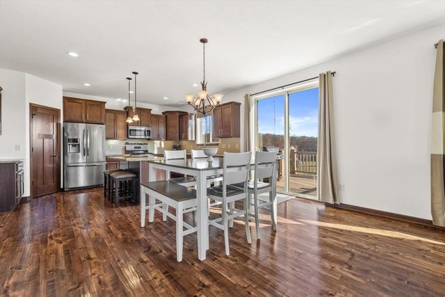 W222S3988 Timm DRIVE, Waukesha, WI 53189