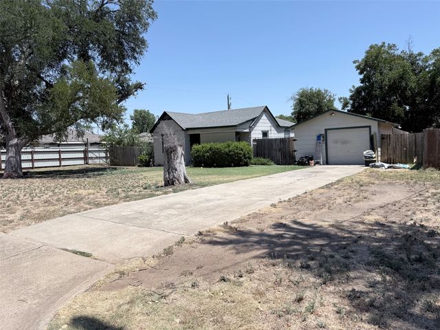 312 Ralph Street, White Settlement, TX 76108