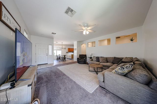 1337 E THOMPSON Way, Chandler, AZ 85286