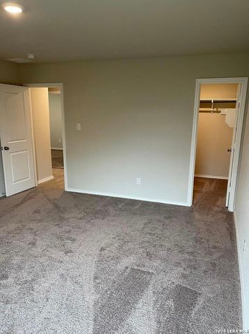 3306 CARDUCCI DR, Converse, TX 78109