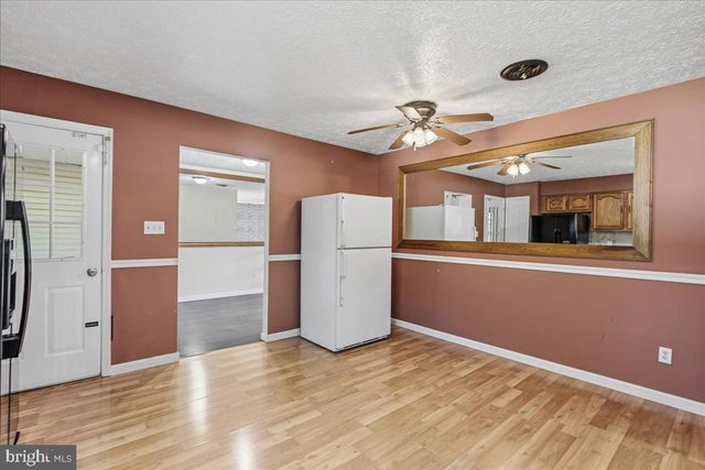 109 WYTHE AVE, Stephens City, VA 22655