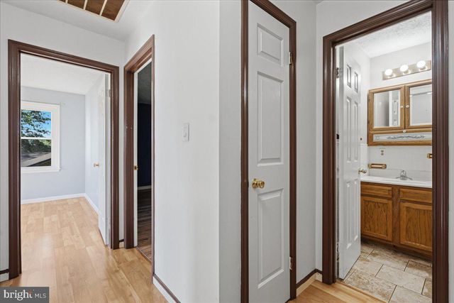 109 WYTHE AVE, Stephens City, VA 22655