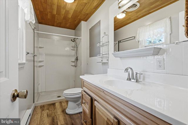 109 WYTHE AVE, Stephens City, VA 22655