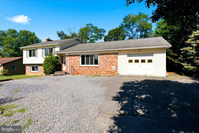 109 WYTHE AVE, Stephens City, VA 22655