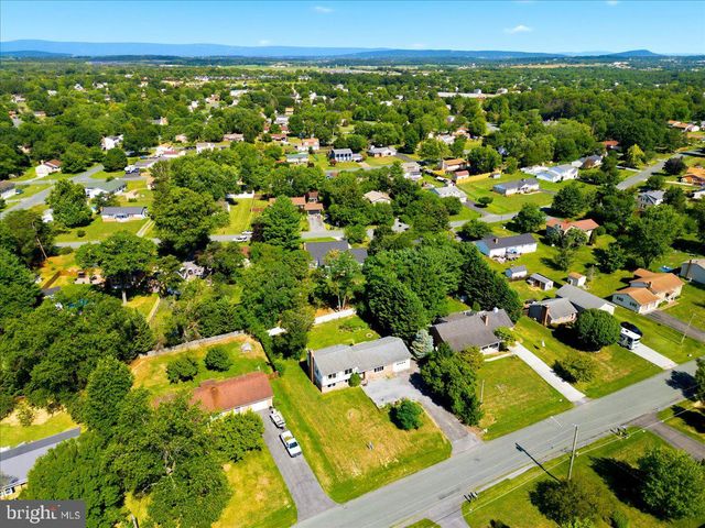109 WYTHE AVE, Stephens City, VA 22655