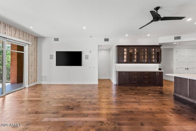 6166 N Scottsdale Road B2008, Paradise Valley, AZ 85253