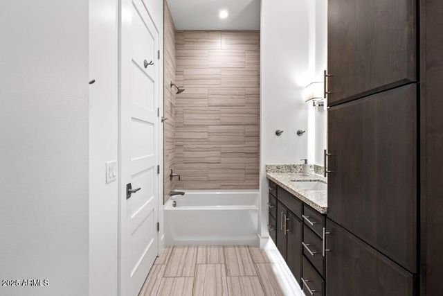 6166 N Scottsdale Road B2008, Paradise Valley, AZ 85253