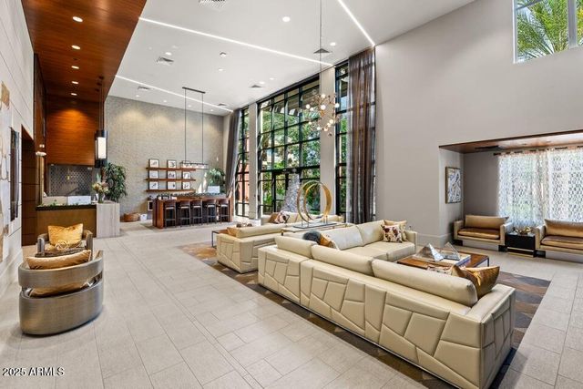 6166 N Scottsdale Road B2008, Paradise Valley, AZ 85253