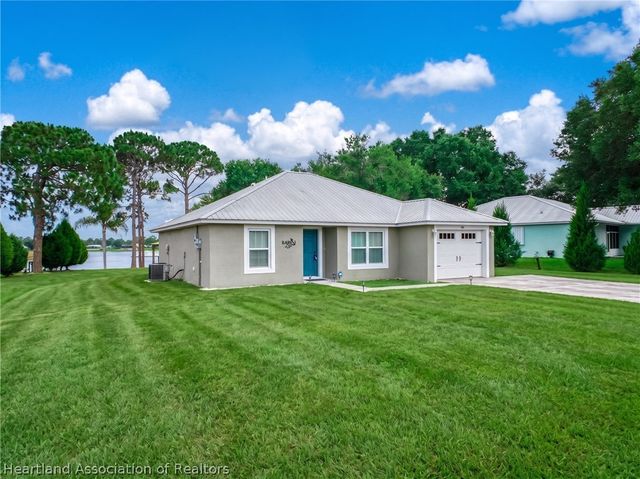 793 Lake August Drive, Lake Placid, FL 33852