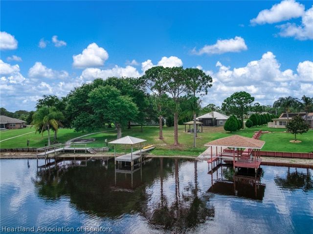 793 Lake August Drive, Lake Placid, FL 33852
