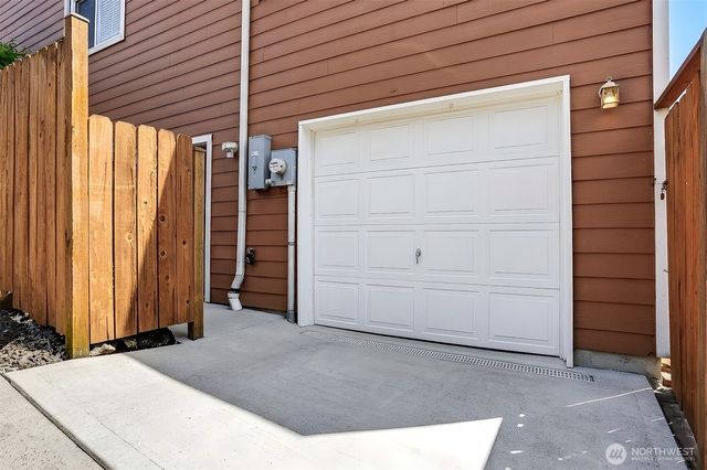 4001 31st Avenue S, Seattle, WA 98108