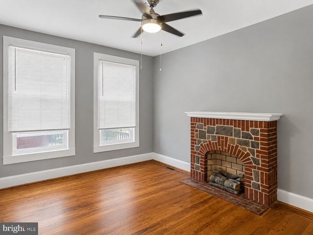 2960 HARFORD RD, Baltimore, MD 21218