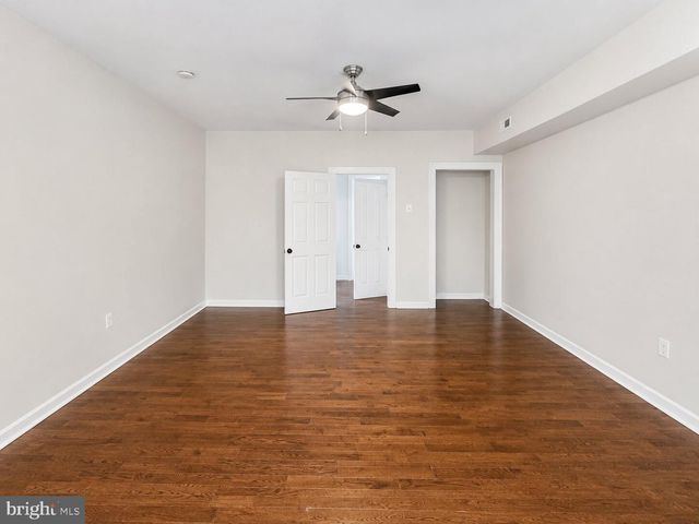2960 HARFORD RD, Baltimore, MD 21218