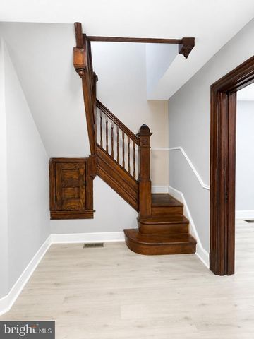 2960 HARFORD RD, Baltimore, MD 21218