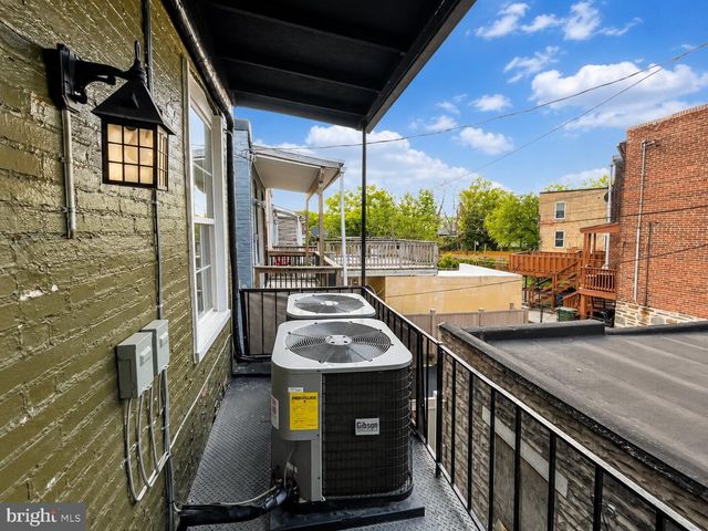 2960 HARFORD RD, Baltimore, MD 21218