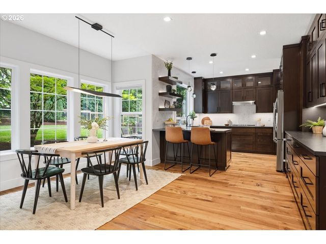 10215 Sw SNOWGOOSE Pl, Beaverton, OR 97007