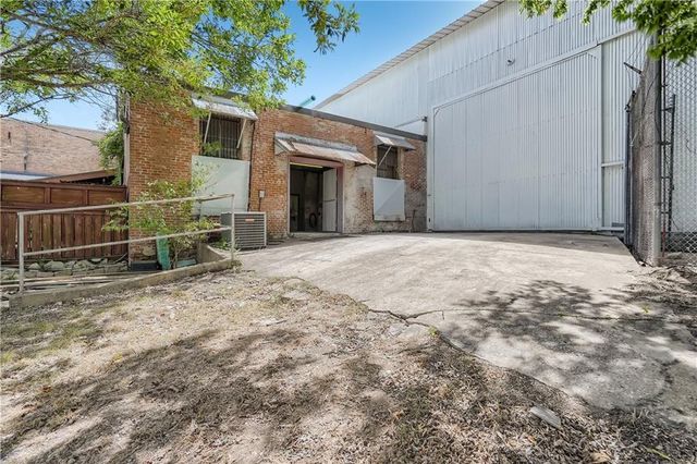 116 Hoxie ST, Coupland, TX 78615