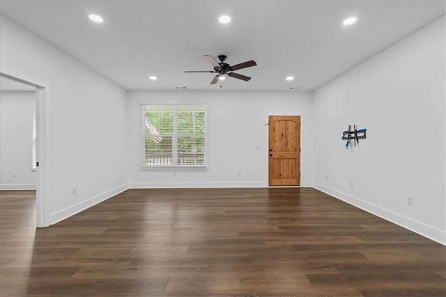 498 N Raburn Road N, Bremen, GA 30110