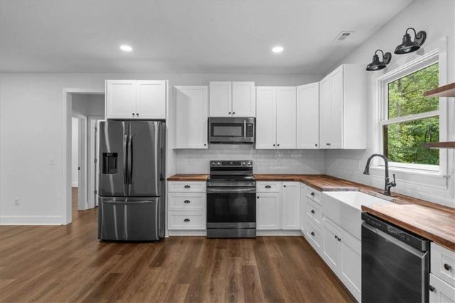 498 N Raburn Road N, Bremen, GA 30110
