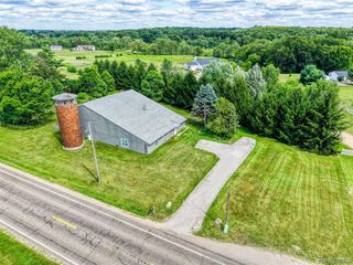 15921 W M 36, Pinckney, MI 48169