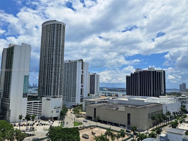 275 NE 18th St 1704, Miami, FL 33132