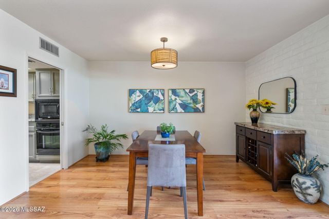 46 W Oro Place, Tucson, AZ 85737