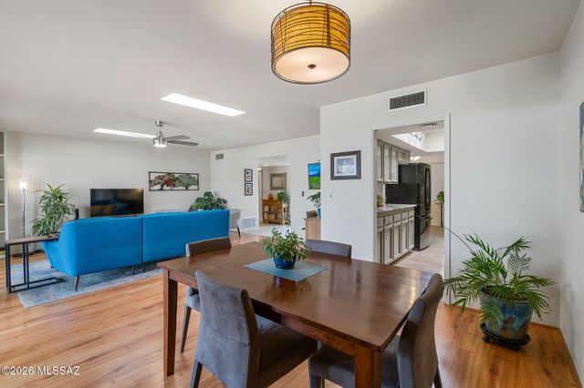 46 W Oro Place, Tucson, AZ 85737