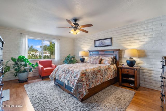 46 W Oro Place, Tucson, AZ 85737