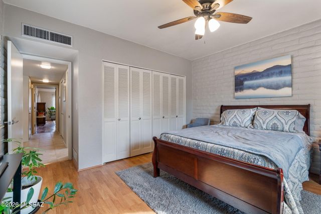 46 W Oro Place, Tucson, AZ 85737