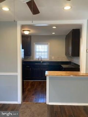 1120 44TH PL SE, Washington, DC 20019