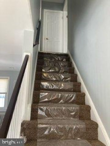 1120 44TH PL SE, Washington, DC 20019