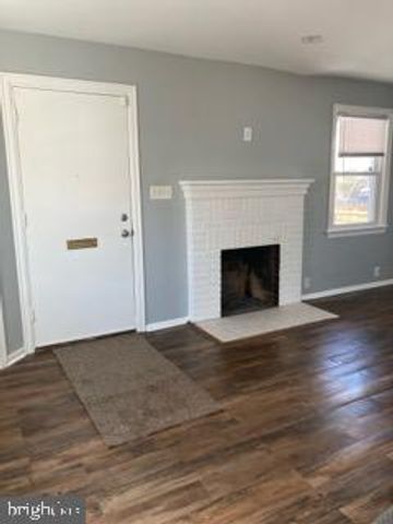 1120 44TH PL SE, Washington, DC 20019