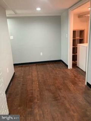 1120 44TH PL SE, Washington, DC 20019