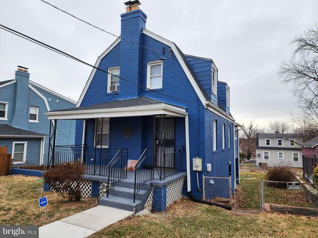 1120 44TH PL SE, Washington, DC 20019