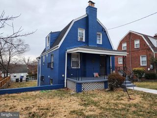 1120 44TH PL SE, Washington, DC 20019