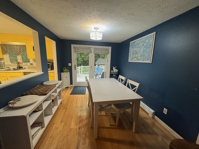 750 King Philip St, Raynham, MA 02767