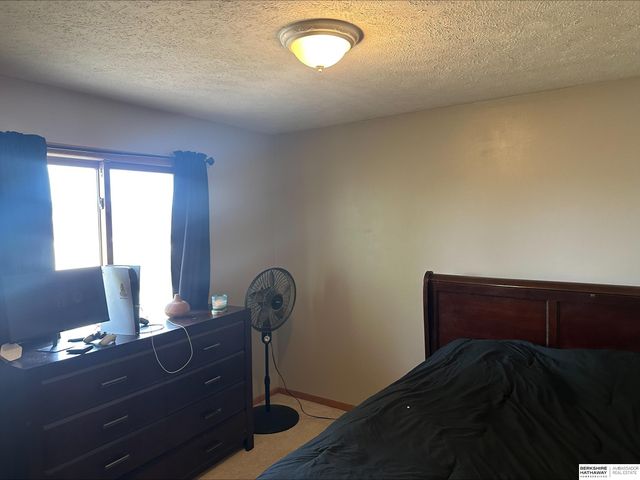 2000 NW 54th Street, Lincoln, NE 68528
