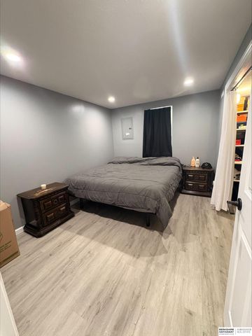 2000 NW 54th Street, Lincoln, NE 68528
