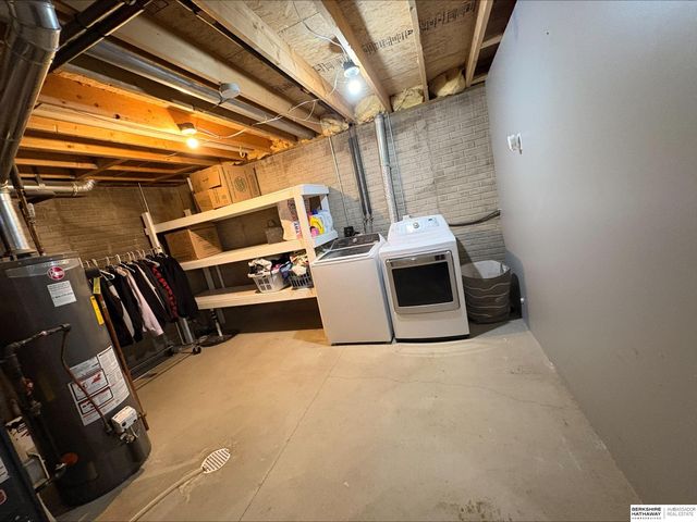 2000 NW 54th Street, Lincoln, NE 68528