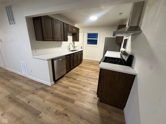 718 S State Street, Greenfield, IN 46140