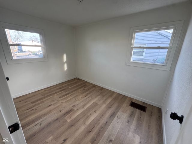 718 S State Street, Greenfield, IN 46140