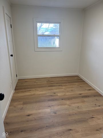 718 S State Street, Greenfield, IN 46140