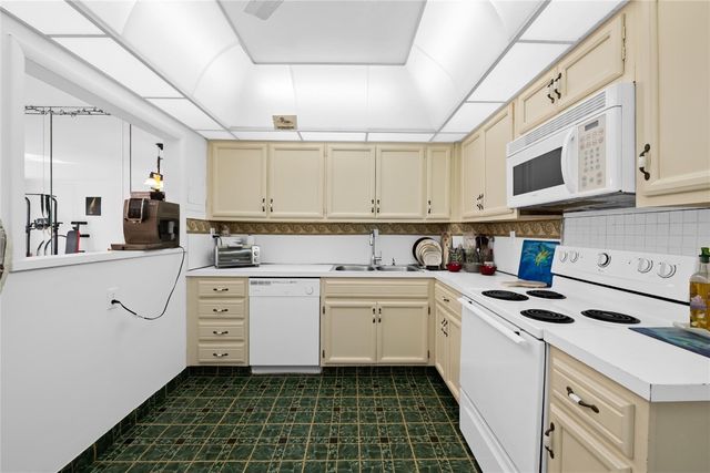 3850 Galt Ocean Drive 1104, Fort Lauderdale, FL 33308