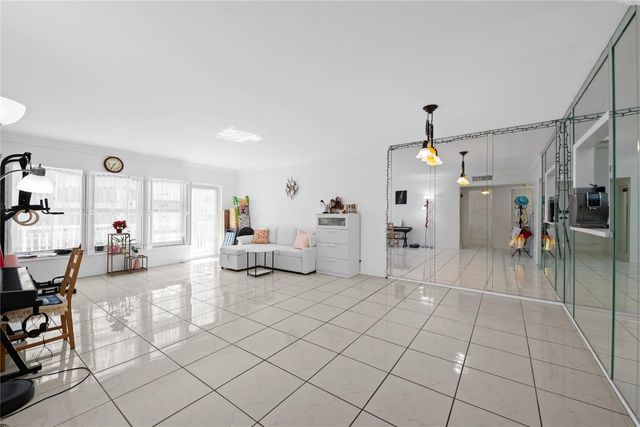 3850 Galt Ocean Drive 1104, Fort Lauderdale, FL 33308